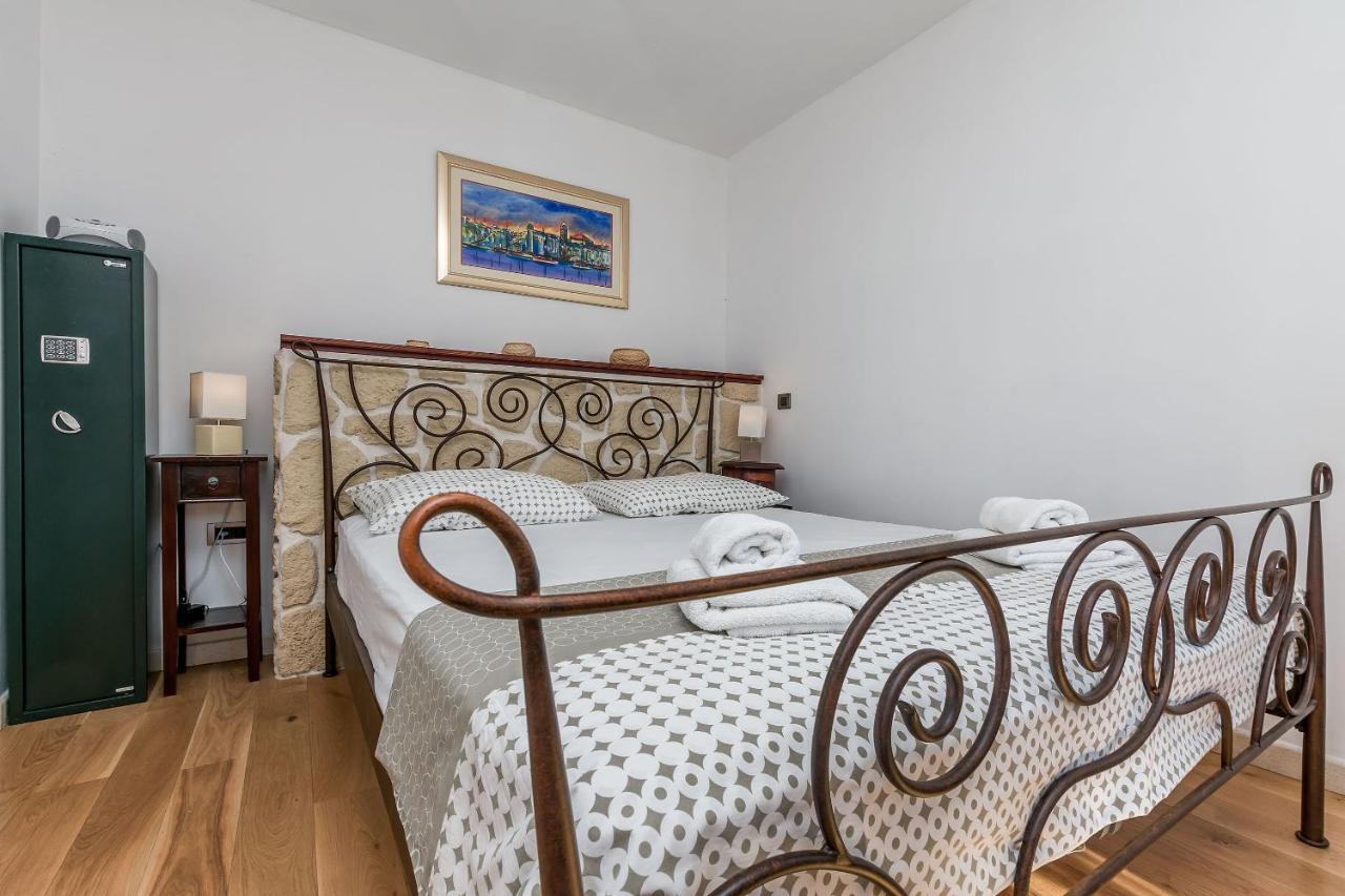 Villa Holiday Home Zvecanje Bagian luar foto