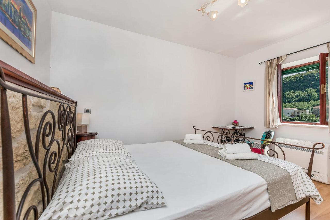 Villa Holiday Home Zvecanje Bagian luar foto